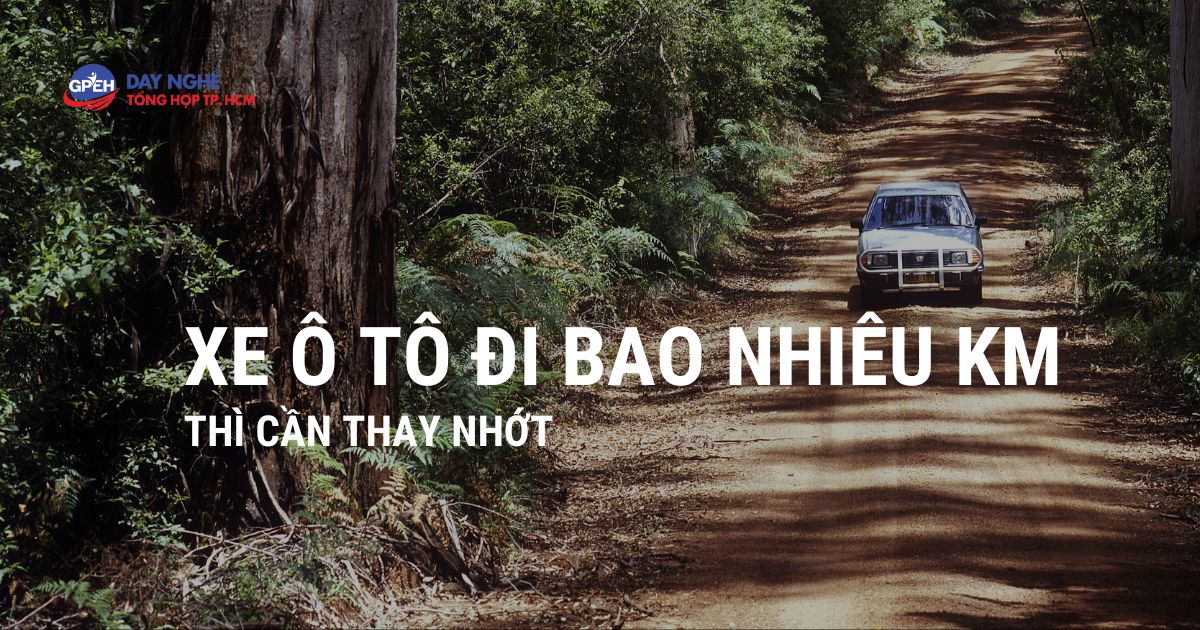 xe-o-to-di-bao-nhieu-km-thi-can-thay-nhot_-21-04-2023-14-38-55.jpg